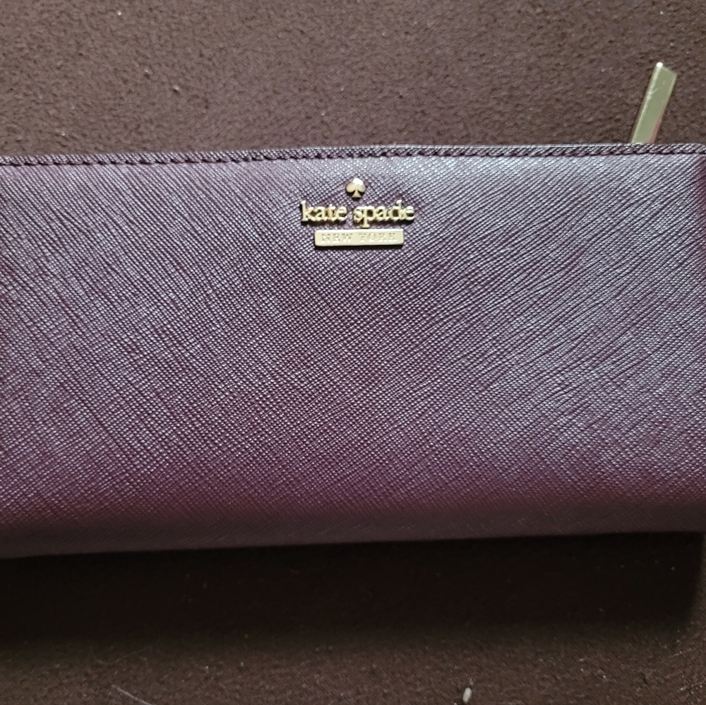 KATE SPADE large slim bifold wallet